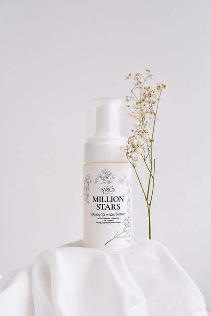 Amillion Stars - Organic- Antibacterial Foam For Face Wash - 100ml